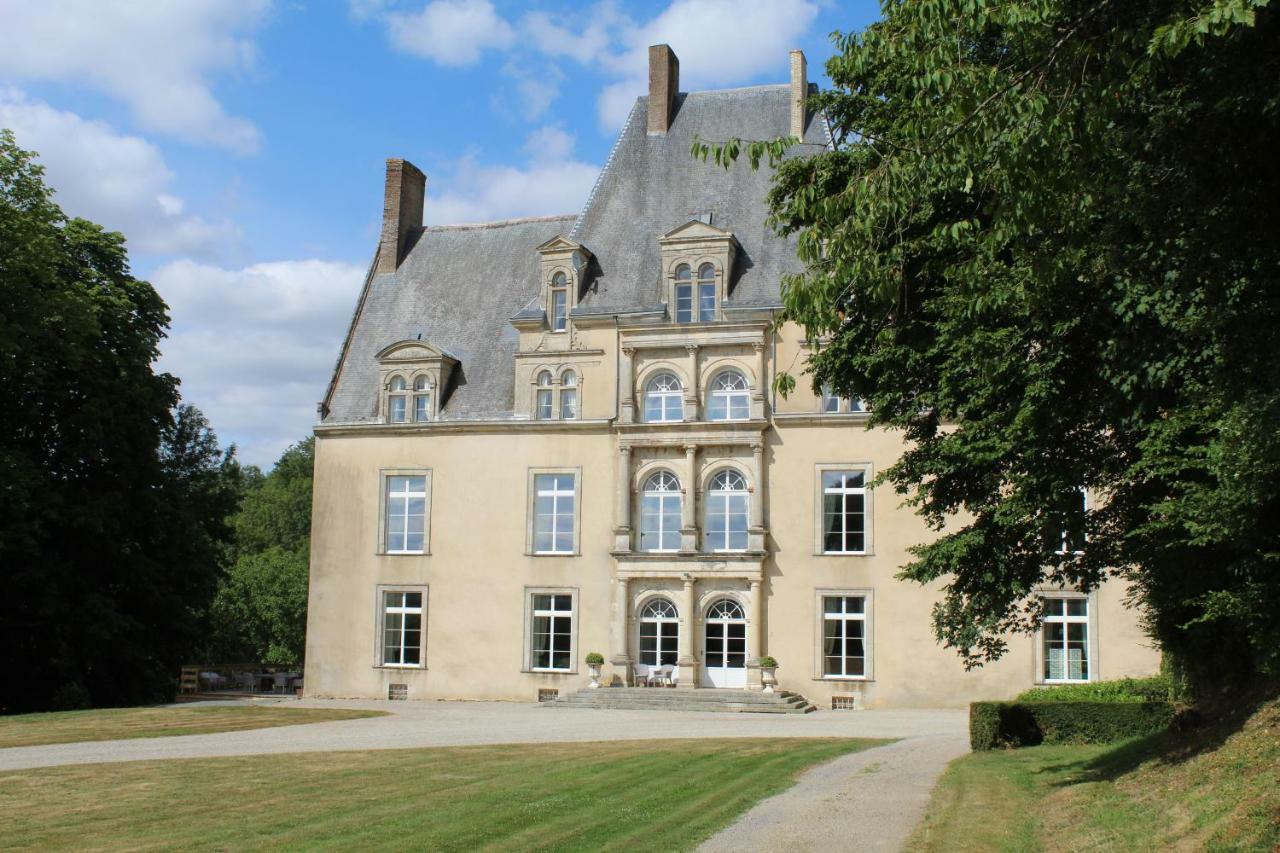 Chateau De La Lucaziere Mont-Saint-Jean  Exterior foto